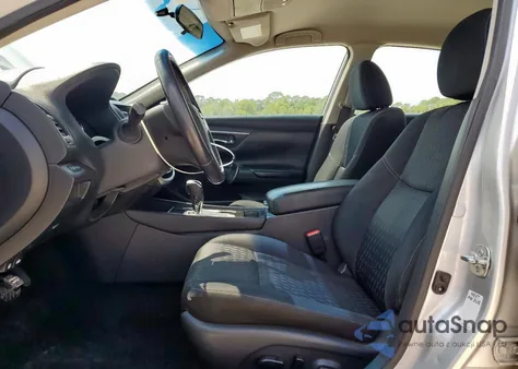 2018 Nissan Altima 2.5 z USA, uszkodzony, nr VIN 1N4AL3AP6JC179305